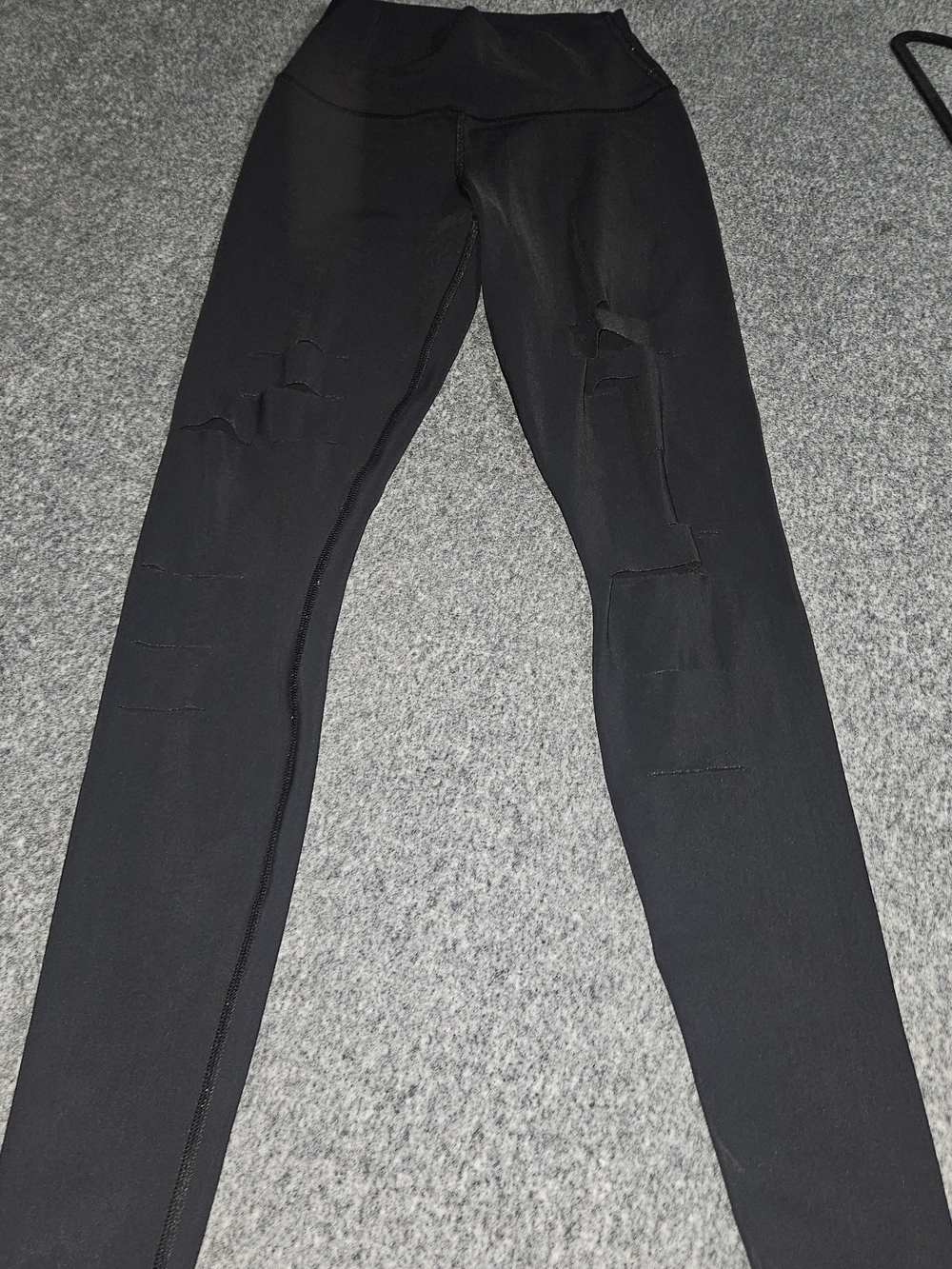 ALO Yoga Womens Black Distressed Leggings